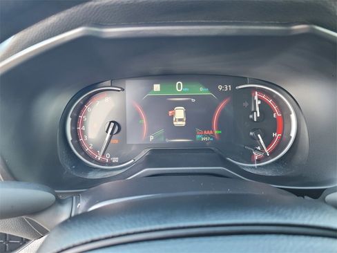 Certified 2025 Toyota RAV4 XLE image 24