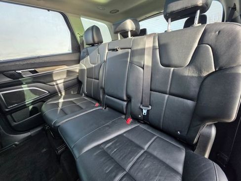 Used 2022 Kia Telluride SX image 12