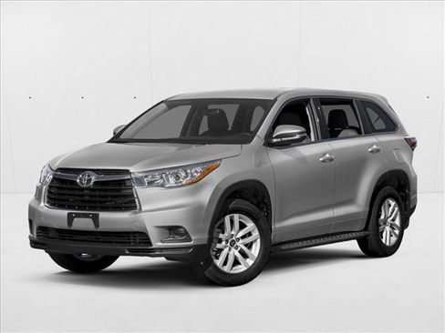 Used 2016 Toyota Highlander Plus FWD image 1