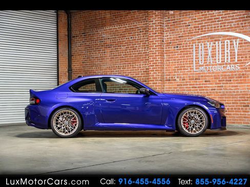 Used 2026 BMW M2 CS RWD image 1