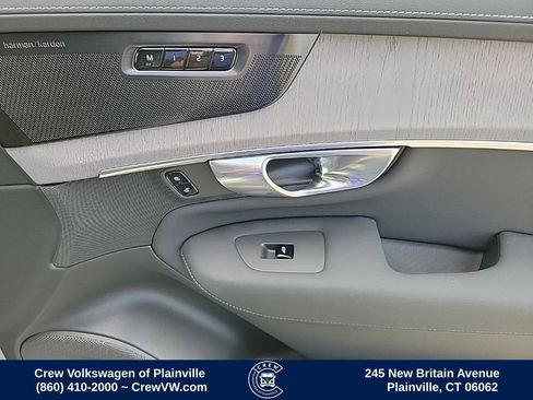 Used 2026 Volvo XC90 B6 Ultra w/ Protection Package AWD/4WD image 47