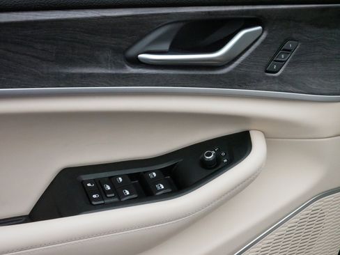 Used 2022 Jeep Grand Cherokee L Limited image 19