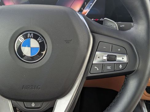 Used 2023 BMW 330i Sedan w/ Premium Package RWD image 18