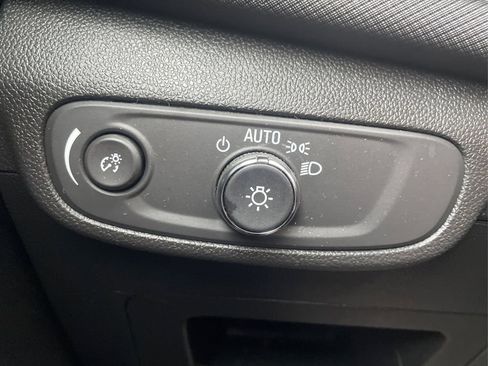 Used 2024 Chevrolet TrailBlazer LT w/ Convenience Package image 15