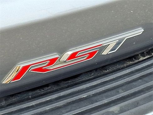 Used 2023 Chevrolet Suburban RST image 29