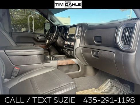 Used 2021 GMC Sierra 2500 Denali w/ Denali Ultimate Package AWD/4WD image 13