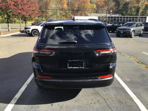 New 2025 Jeep Grand Cherokee L Limited image 6