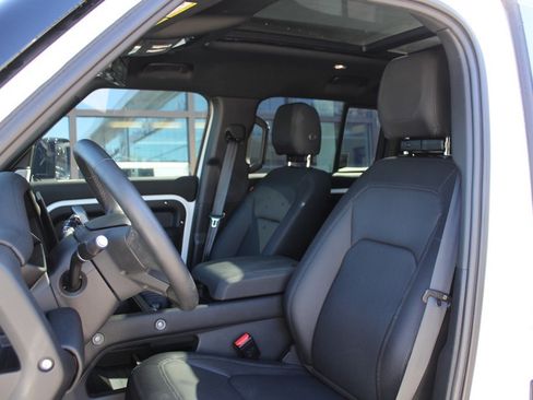 Used 2024 Land Rover Defender 130 Outbound image 6