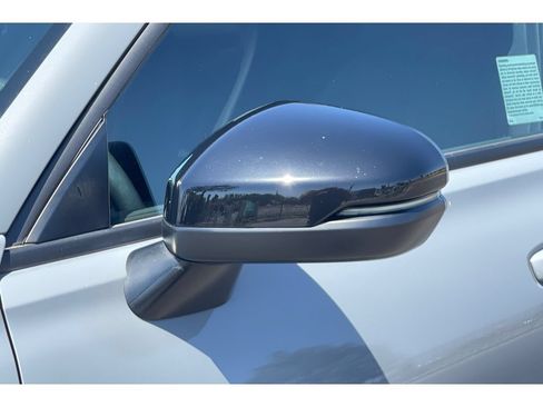 Used 2025 Honda HR-V Sport image 12