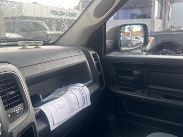 Used 2013 RAM 1500 ST w/ SXT Appearance Group AWD/4WD image 14