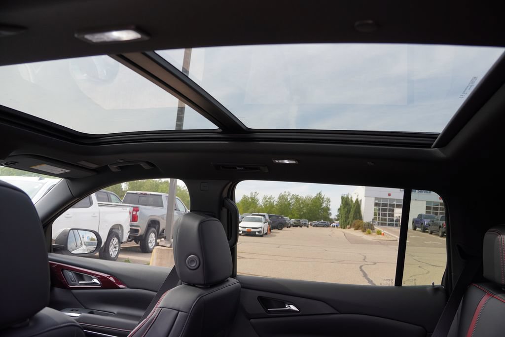 New 2027 Chevrolet Traverse RS AWD/4WD image 13