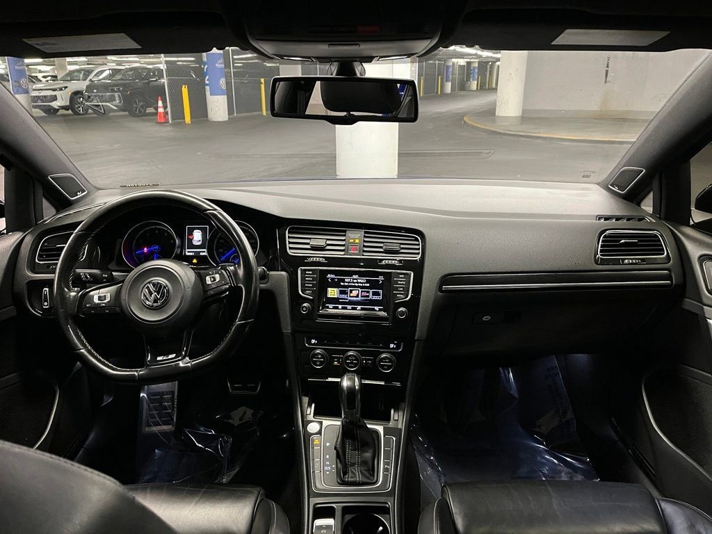 Used 2015 Volkswagen Golf R 4-Door AWD/4WD image 7