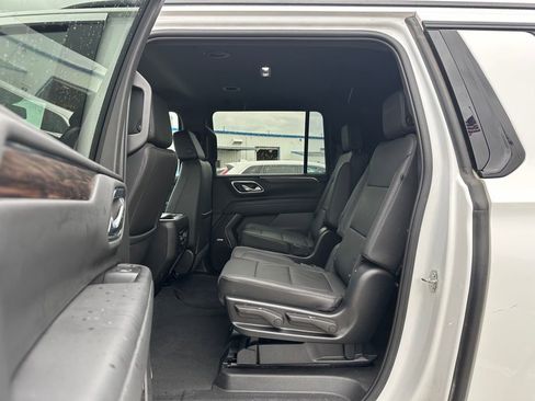 Certified 2023 Chevrolet Suburban Z71 AWD/4WD image 9