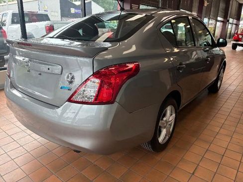 Used 2013 Nissan Versa S Plus image 8