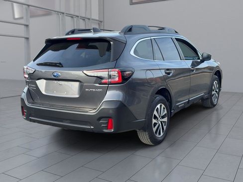 Used 2022 Subaru Outback Premium AWD/4WD image 6