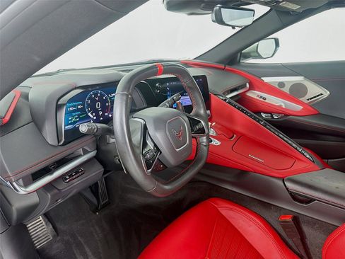 Used 2024 Chevrolet Corvette Stingray Preferred Conv w/ Battery Protection Package RWD image 4