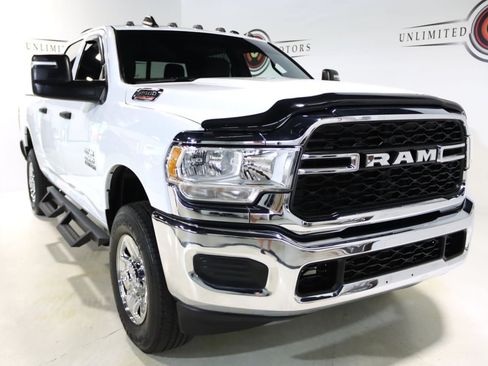 Used 2024 RAM 2500 Tradesman w/ Chrome Appearance Group AWD/4WD image 25