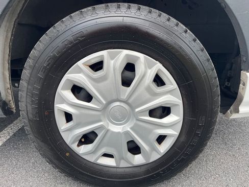 Used 2023 Ford Transit 350 XLT image 25