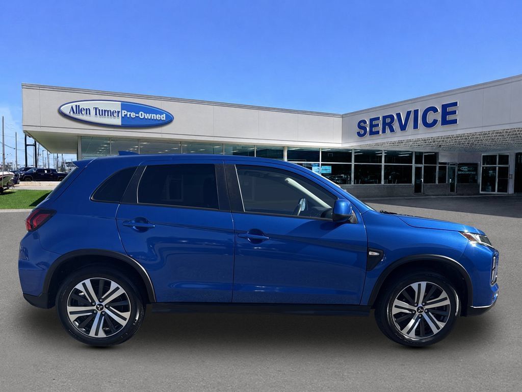 Used 2021 Mitsubishi Outlander Sport ES FWD image 9