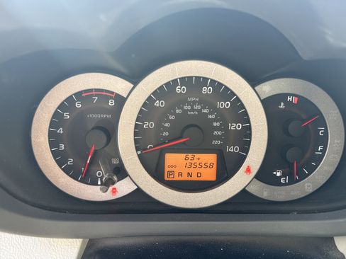 Used 2011 Toyota RAV4 4WD w/ Base L4 Extra Value Pkg image 20