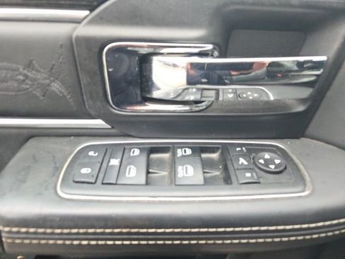 Used 2015 RAM 1500 Limited image 40