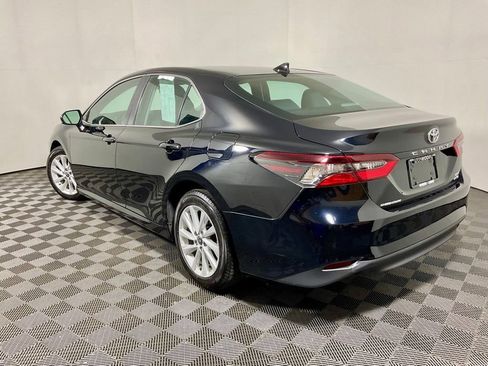 Used 2022 Toyota Camry LE AWD/4WD image 11