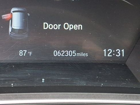 Used 2018 Honda CR-V Touring image 20