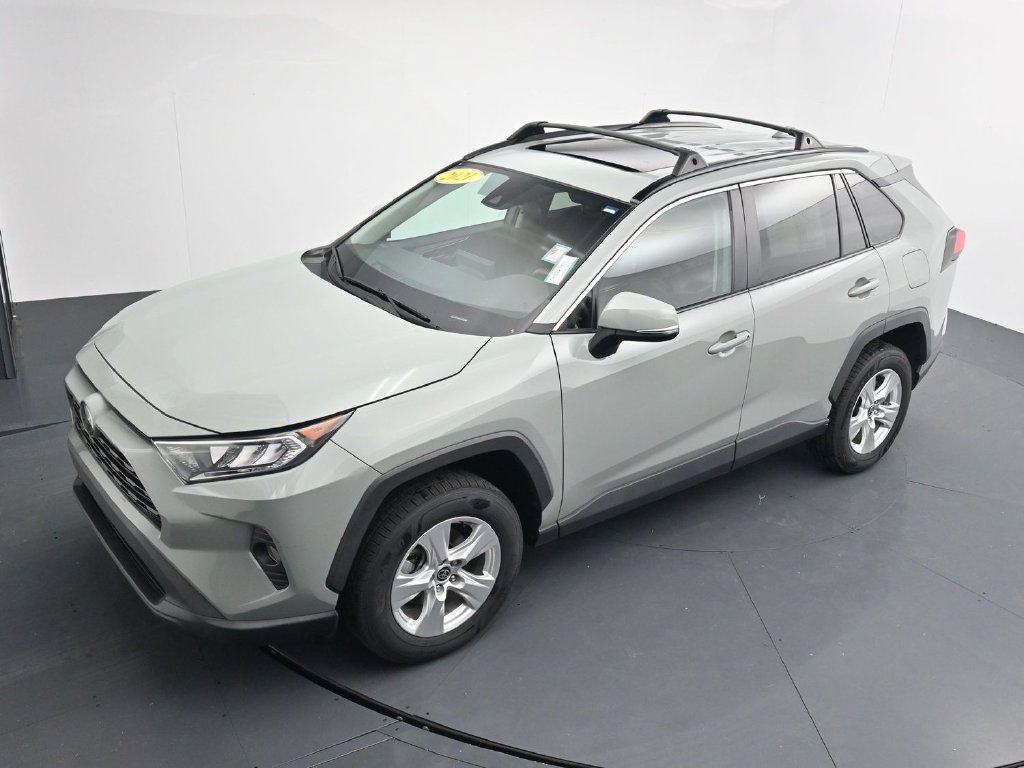 Used 2021 Toyota RAV4 XLE w/ Convenience Package AWD/4WD image 26
