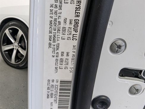 Used 2014 Dodge Challenger R/T image 24