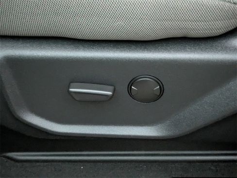 Used 2022 Ford F250 XLT w/ XLT Premium Package image 20