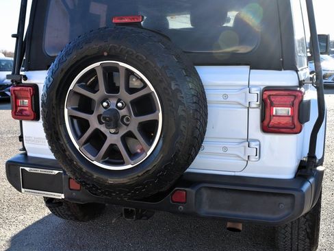 Used 2021 Jeep Wrangler Sport S image 12