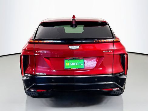 Used 2024 Cadillac Lyriq Luxury w/ LPO, Floor Liner Package image 8