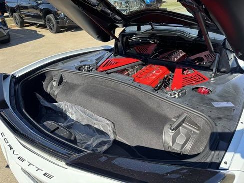 Used 2022 Chevrolet Corvette Stingray Preferred Cpe w/ Z51 Performance Package image 31
