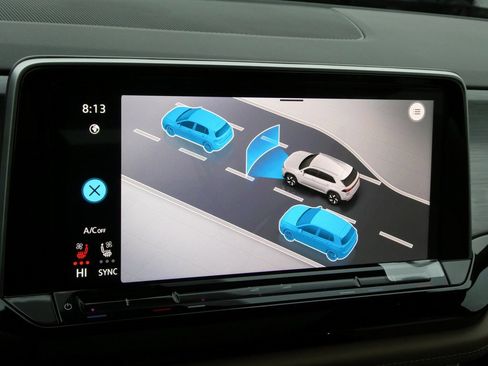 New 2026 Volkswagen Atlas Cross Sport SE image 43