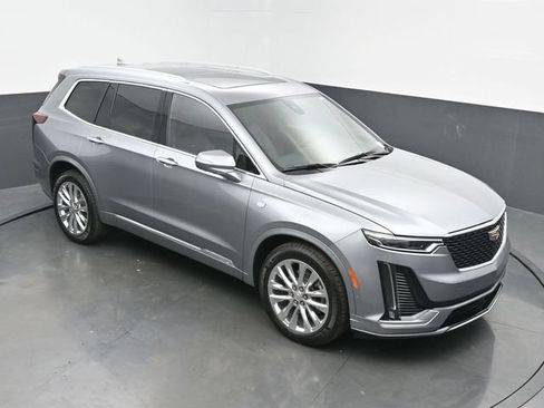 Certified 2025 Cadillac XT6 Premium Luxury w/ Technology Package AWD/4WD image 47
