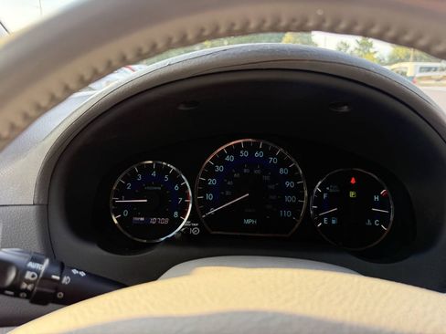 Used 2009 Toyota Sienna XLE FWD image 32
