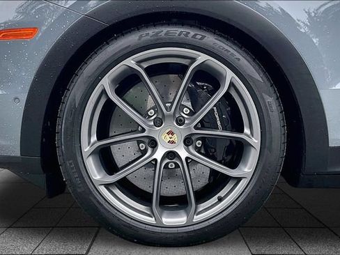 Used 2024 Porsche Cayenne Turbo GT AWD/4WD image 36