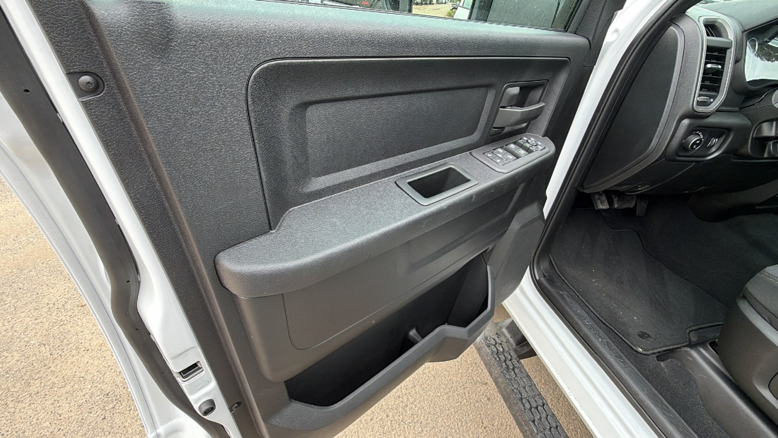 New 2026 RAM 2500 Tradesman AWD/4WD image 14