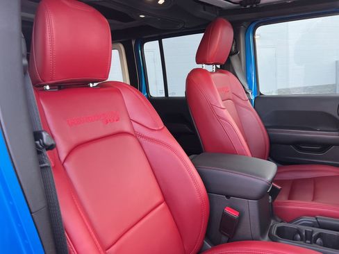 Used 2024 Jeep Wrangler Unlimited Rubicon 392 image 26