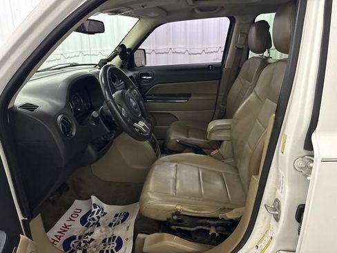 Used 2014 Jeep Patriot Limited w/ Sun/Sound Group AWD/4WD image 20