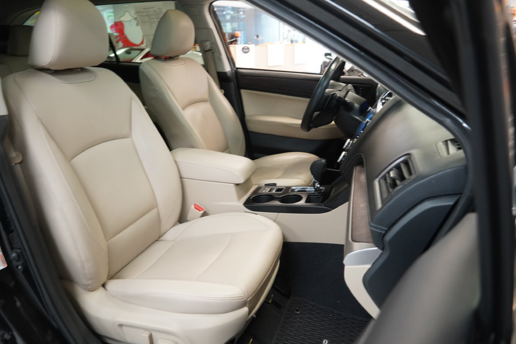 Used 2019 Subaru Outback 2.5i Limited AWD/4WD image 38
