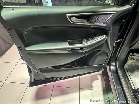 Used 2024 Ford Edge SEL image 26