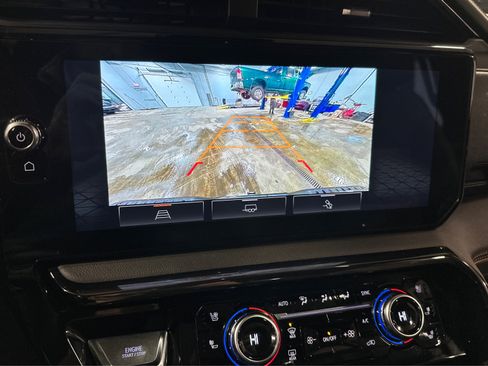 Used 2022 GMC Sierra 1500 AT4 image 31