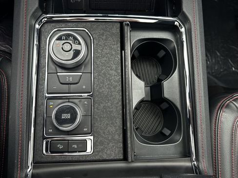 Certified 2023 Ford Expedition Limited image 25