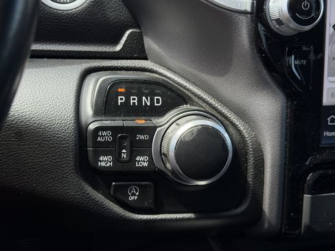 Used 2023 RAM 1500 Big Horn AWD/4WD image 16