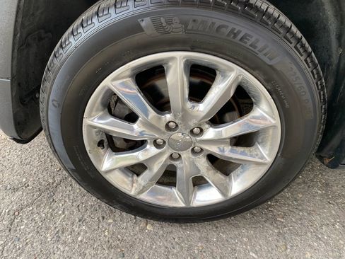 Used 2014 Jeep Cherokee Limited w/ Trailer Tow Group AWD/4WD image 25