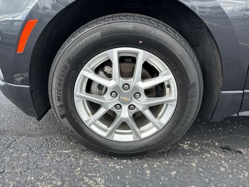 Used 2022 Chevrolet Equinox LT FWD image 10