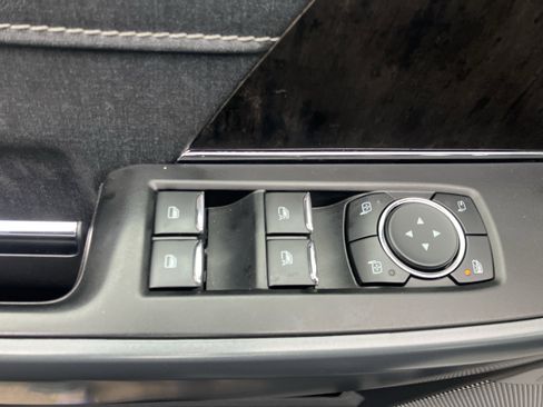 Certified 2022 Ford F150 Lariat w/ Equipment Group 502A High image 16