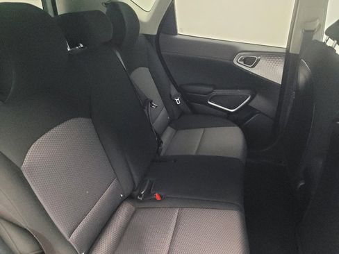 Used 2023 Kia Soul LX w/ Option Group 015 image 19