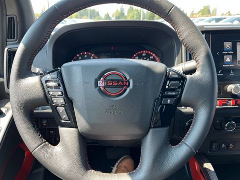 Used 2026 Nissan Frontier PRO-4X AWD/4WD image 29